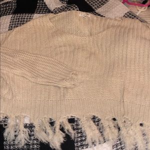 ON the road sweater size M/L